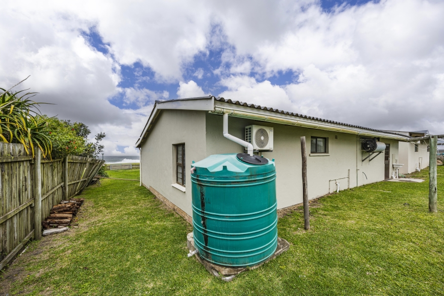 3 Bedroom Property for Sale in Marshstrand Eastern Cape